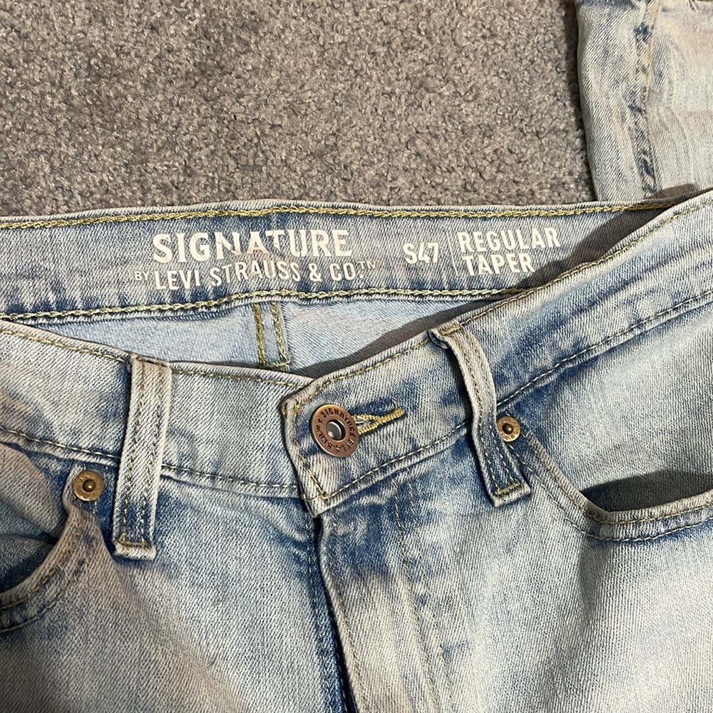 Levi’s Jeans - Picture 2 of 5